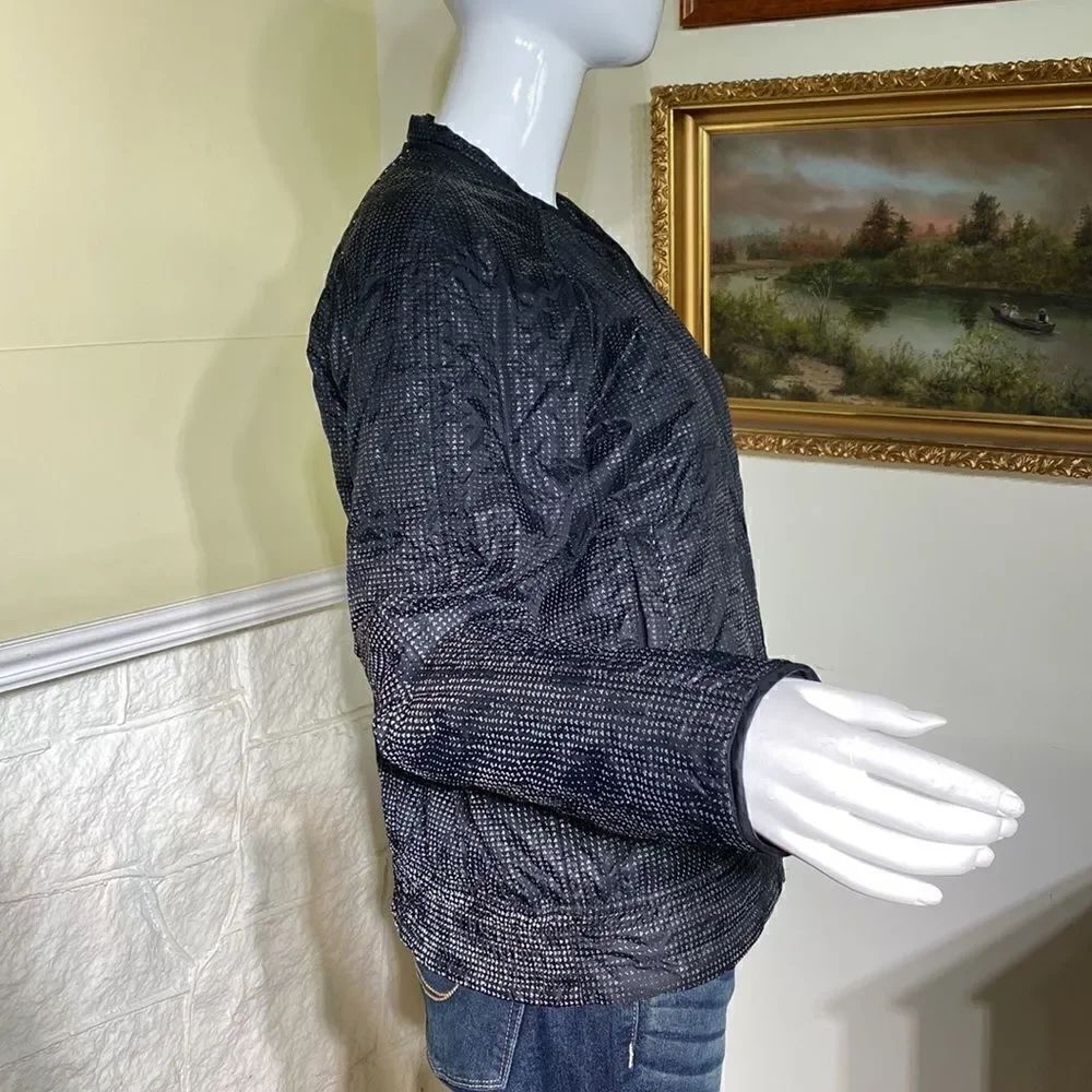 Kit and Ace Keep Pedalling Reversible Light Quilted Nylon Bomber Jacket - Picture 7 of 17